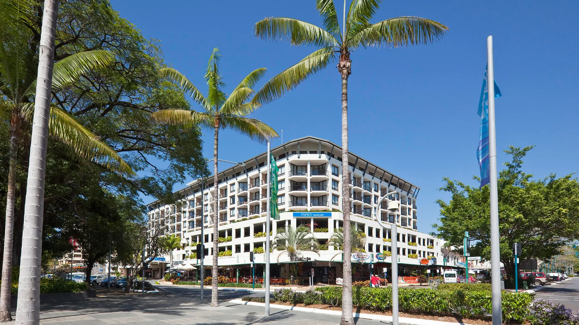 Hotel Mantra Esplanade Cairns