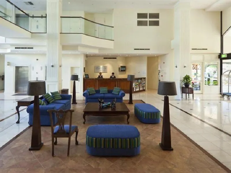 Hotel Mantra Esplanade Cairns