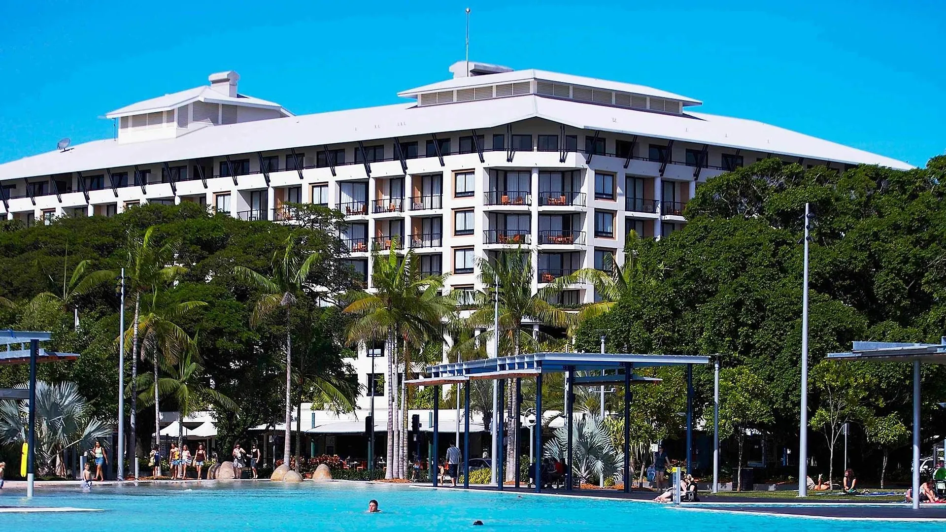 Hotel Mantra Esplanade Cairns 4*,  Australia